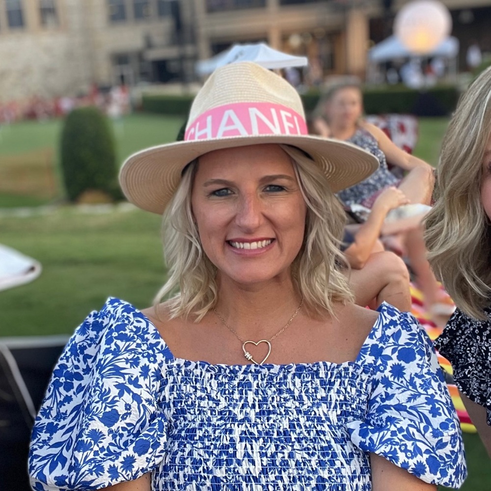 Meet your Posher, Lindsey